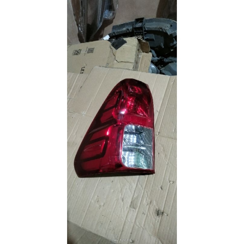 stoplamp Toyota Hilux lampu belakang Hilux