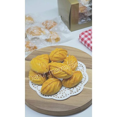 

Diskon DM - Kue Nastar Daun Jumbo Wisman Khas Bangka Tanpa Bahan Pengawet Halal 100% / Kue Kering Nanas Lembut Jumbo