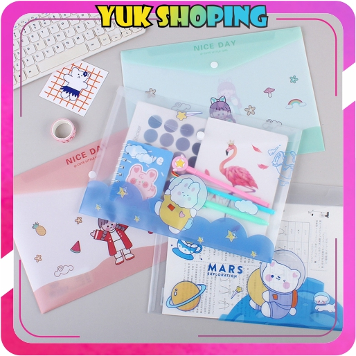 

✧YUKSHOPING✧ Map A4 Plastik Kancing Karakter Motif Lucu S108