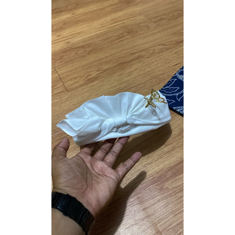 udeng rimpit isi kupu"