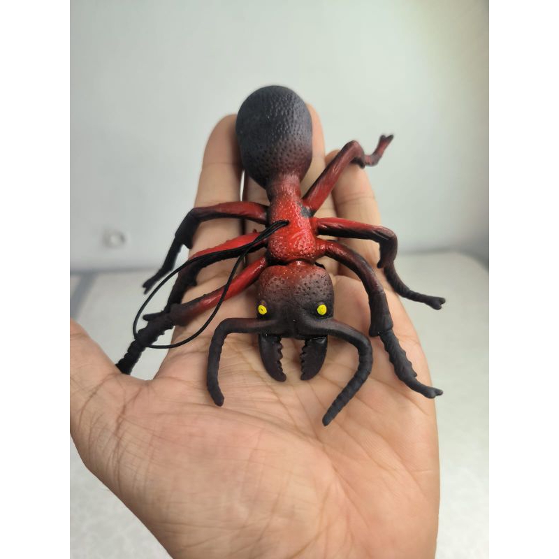 mainan semut karet tpr untuk bermain