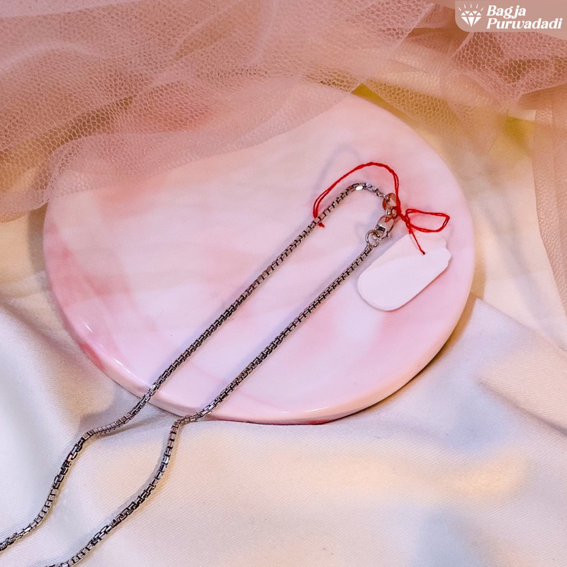 kalung italy santa putih