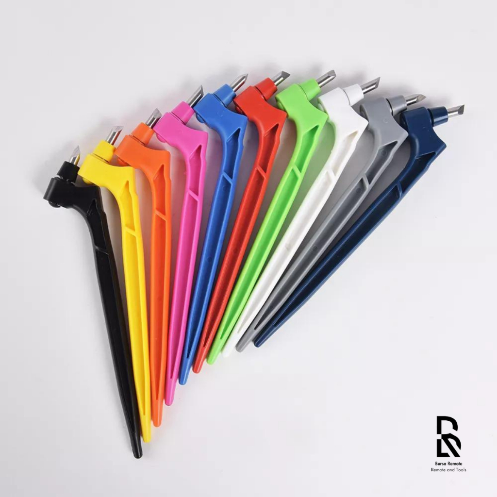 

HAND CRAFT CUTTER UKIR KERAJINAN 30 DERAJAT GAGANG PLASTIK