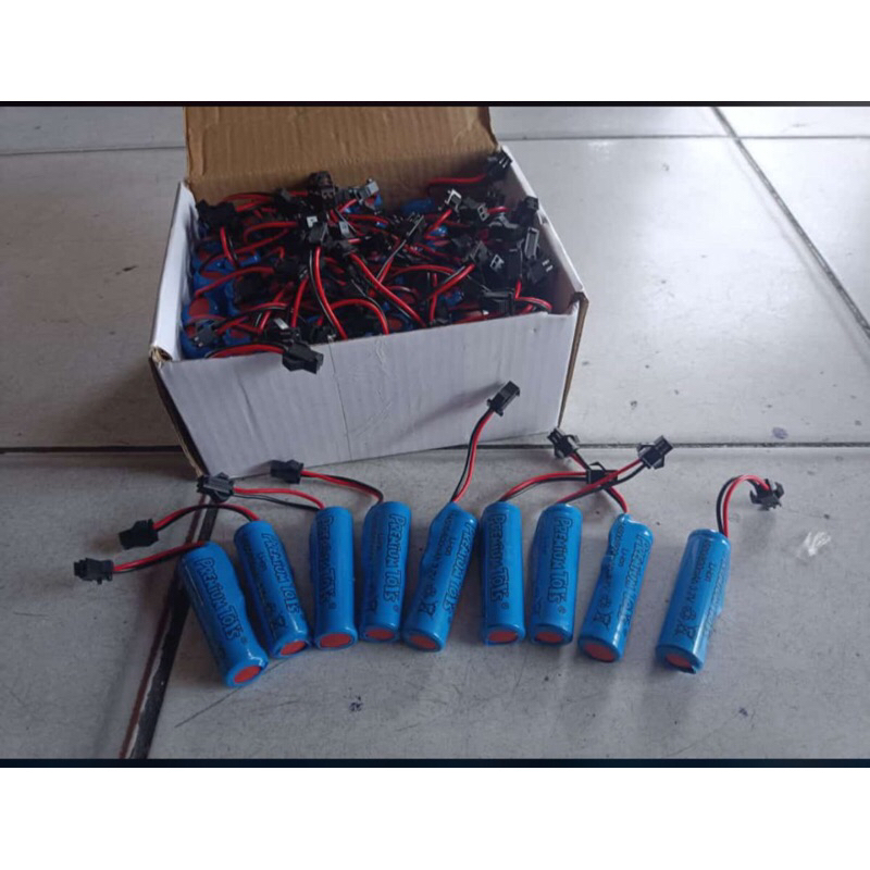 Baterai mobil remote control/ batrai cas mobil rs/ cadangan baterai cas mobil remote control