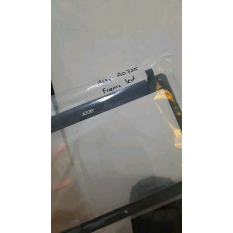 Frame LED LCD Casing Layar Acer Aspire One (AO725)