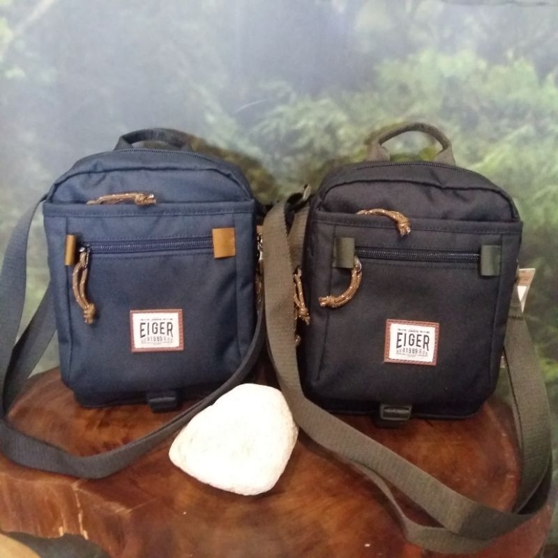EIGER1989 Tas Selempang Original Portege Vertikal Pouch.