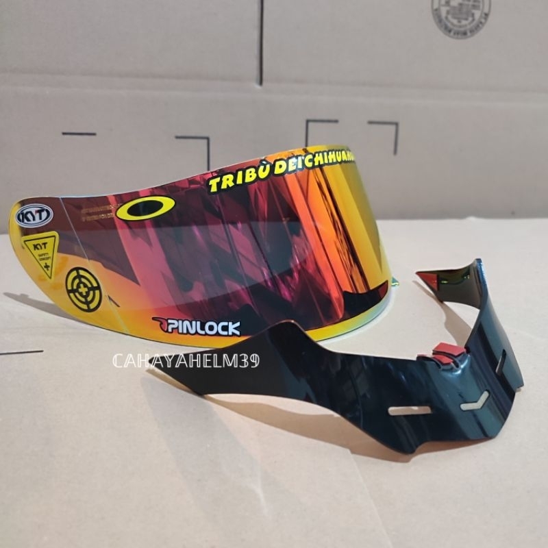 PAKET FLAT VISOR KYT R10 IRIDIUM RED/SPOILER R10 HITAM GRATIS STIKER