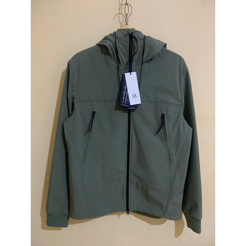 CP COMPANY SOFTSHELL R GOGGLE JACKET (BNWT AUTHENTIC)