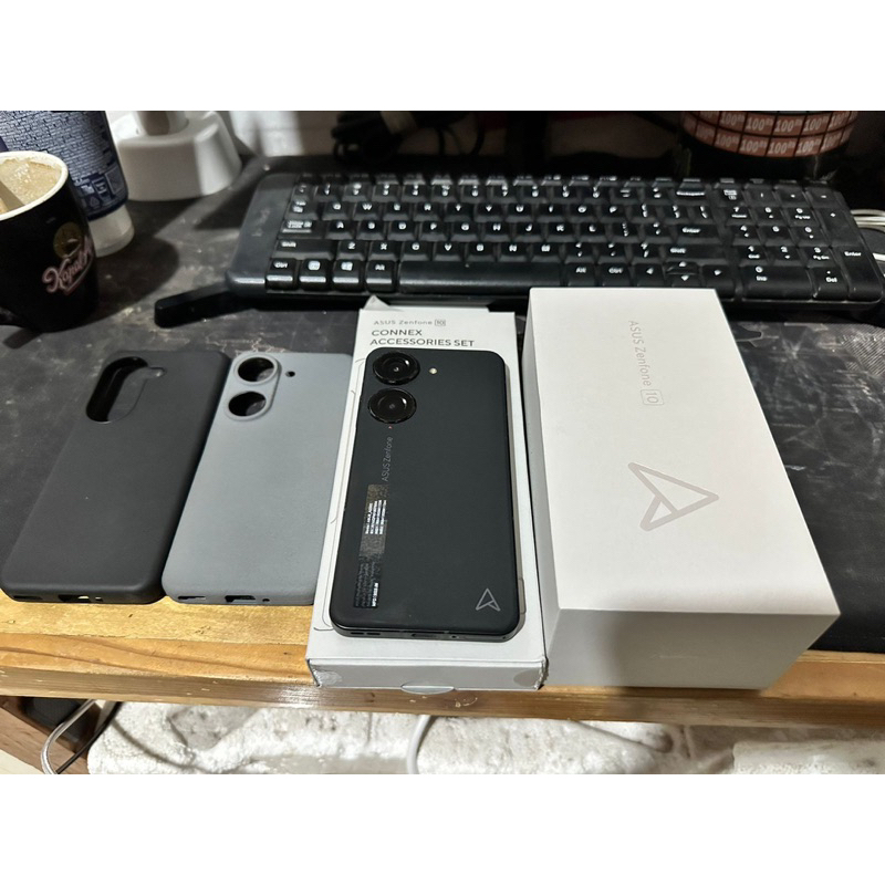 Asus Zenfone 10 16/512 Midnight Black