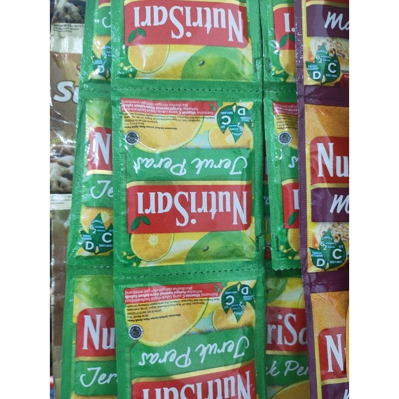 

Nutrisari Jeruk Peras 1 Renceng isi 10 Sachet