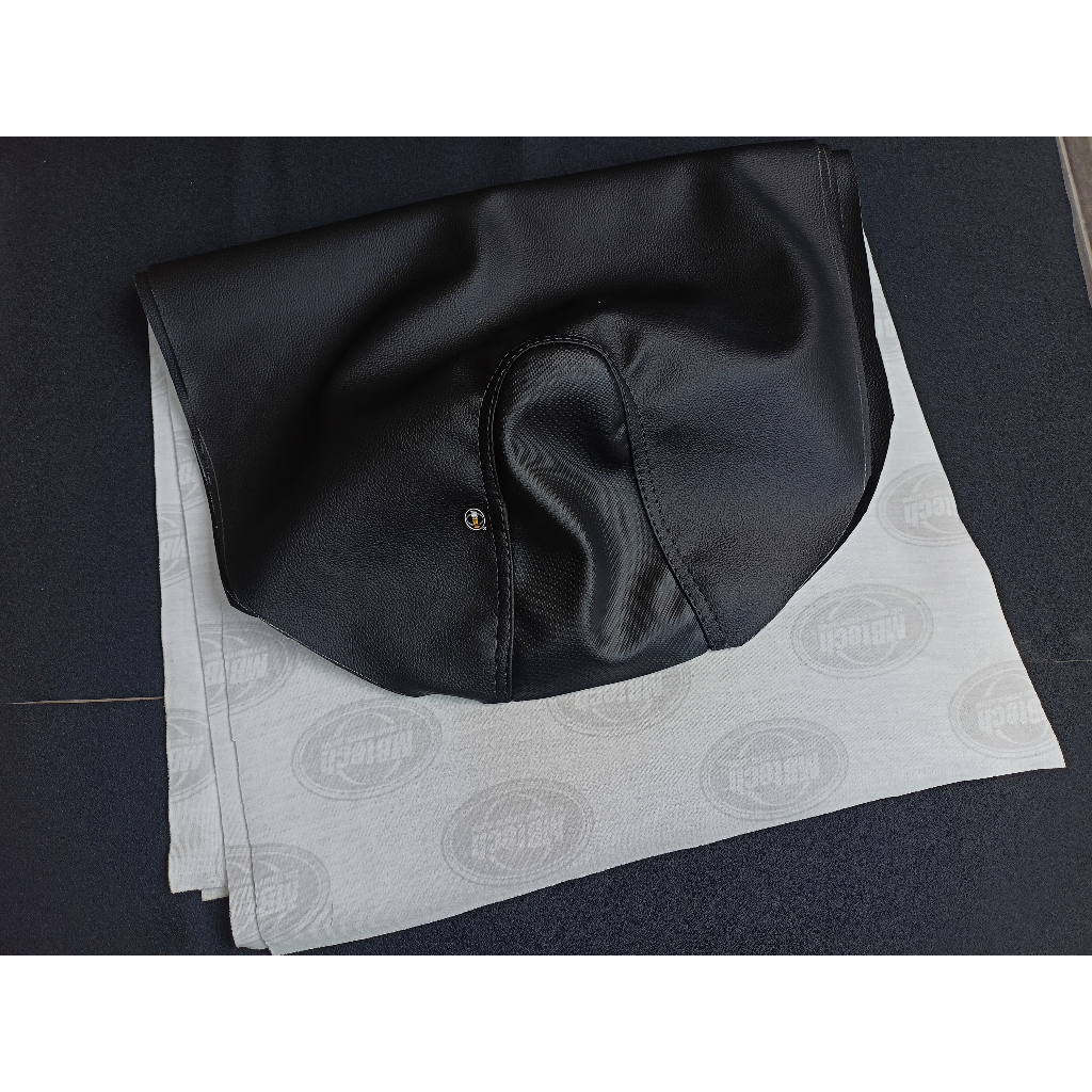 COVER KULIT SARUNG JOK SUPRA X 125 KARBU MBTECH JAHIT DEPAN - KULIT JOK SUPRA X 125 KARBU MBTECH - C
