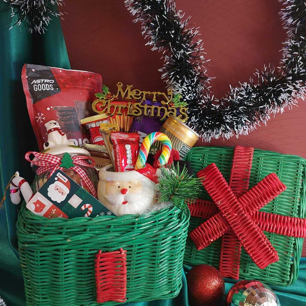 

HAPPY's Christmas Hampers