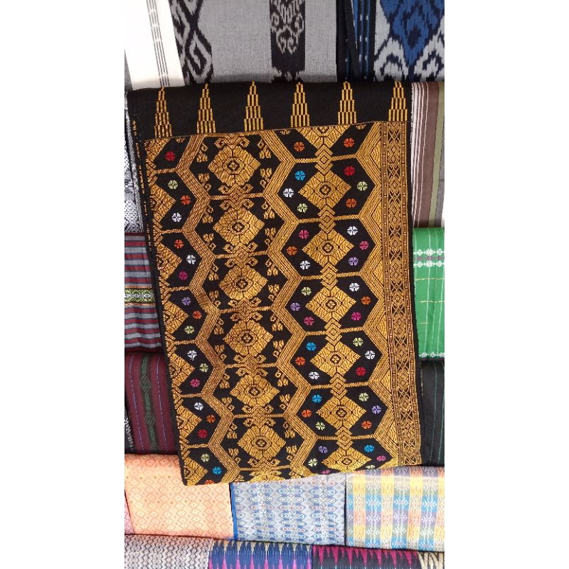 SONGKET TENUN ASLI LOMBOK