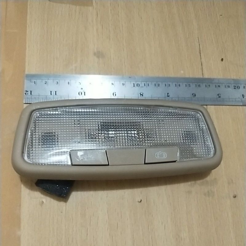 lampu plafon mobil tengah depan dan belakang universal original