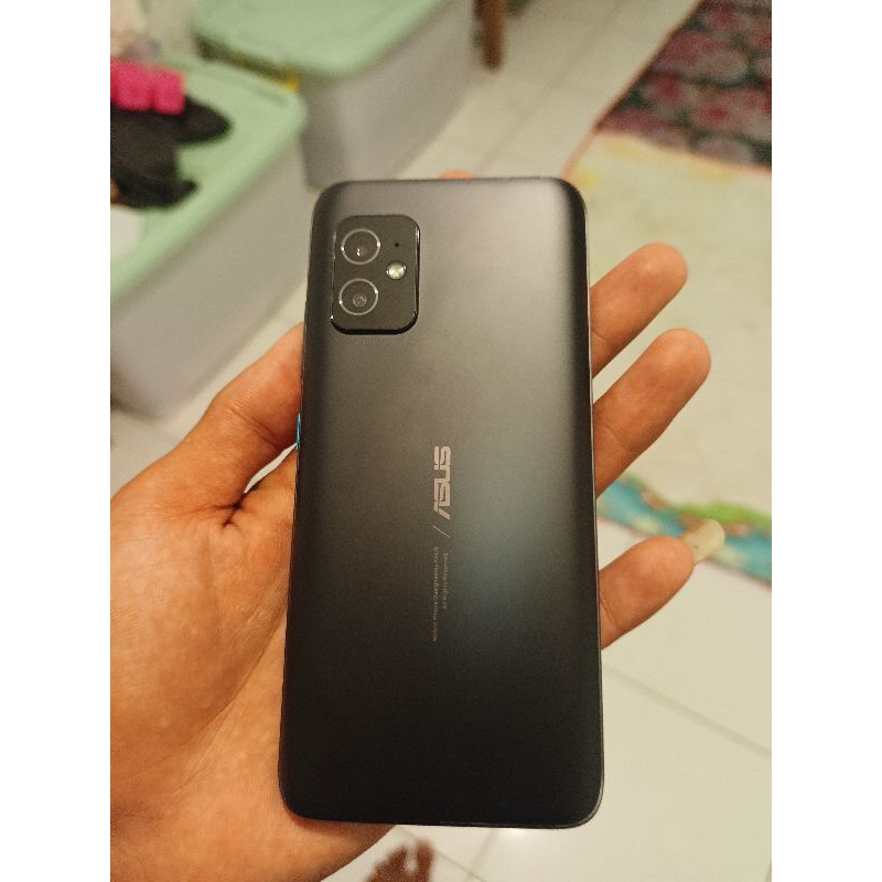 Asus Zenfone 8 (8/128 second)