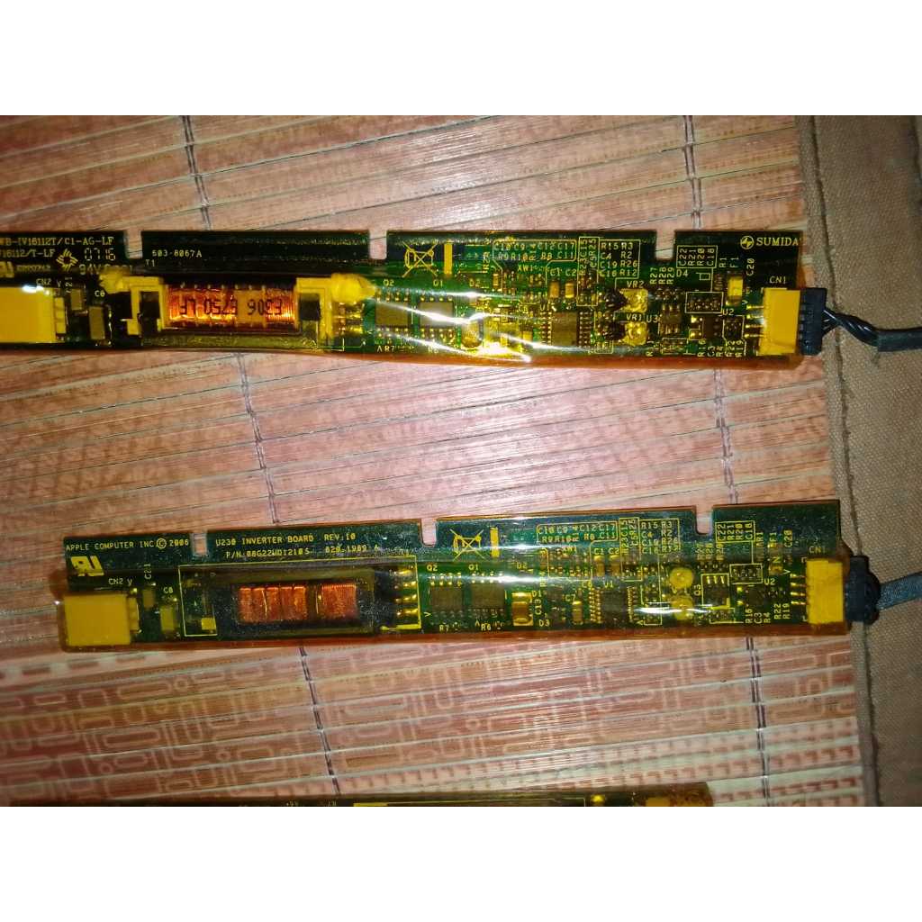 Inverter LCD Macbook White A1181