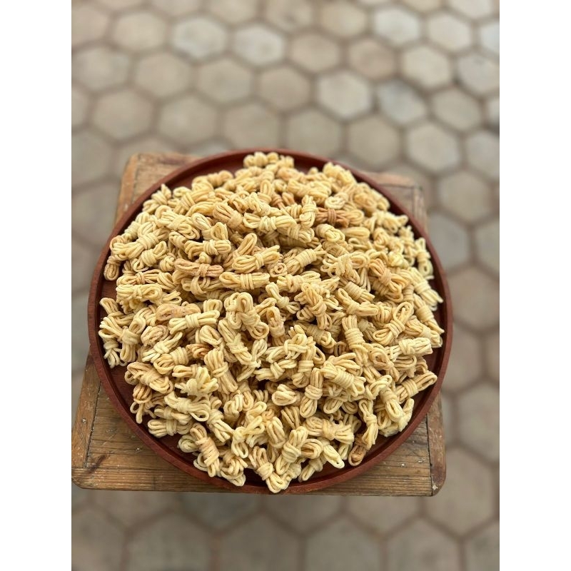 

Mie Gulung hah pedas daun jeruk 500 Gram