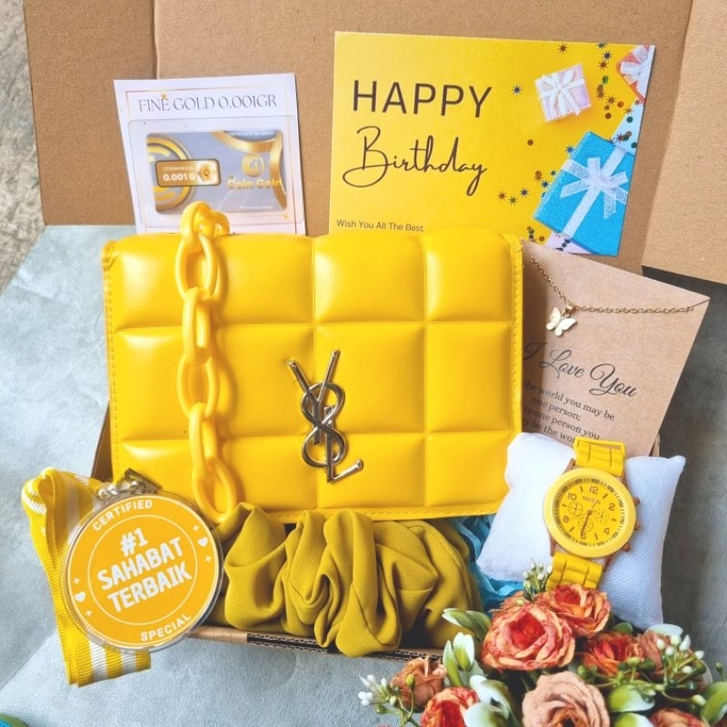 

Hampers Tas Cewek Kuning / Hadiah Kado Cewek Kuning / Giftbox Yellow Gift