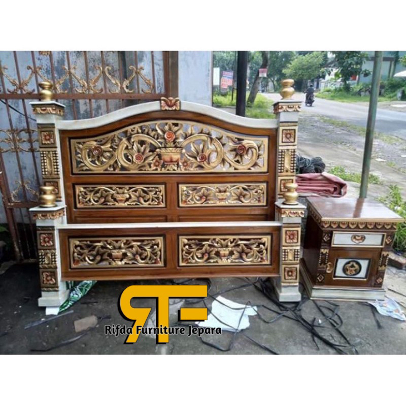 Divan tempat tidur ukir kawung jati jepara / dipan tempat tidur ukir jepara