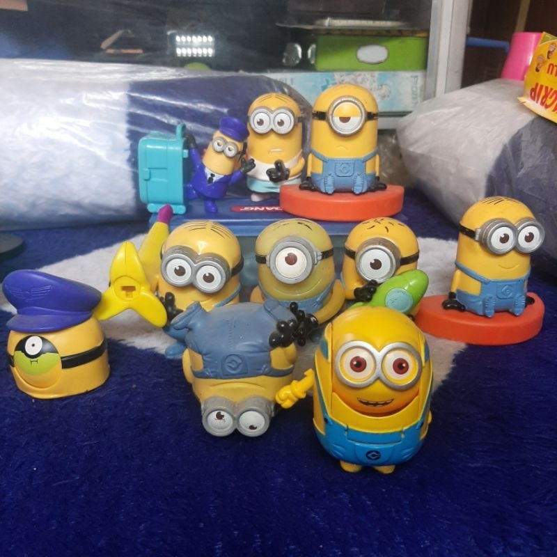 mainan / figure dikoleksi minion minions set mcd