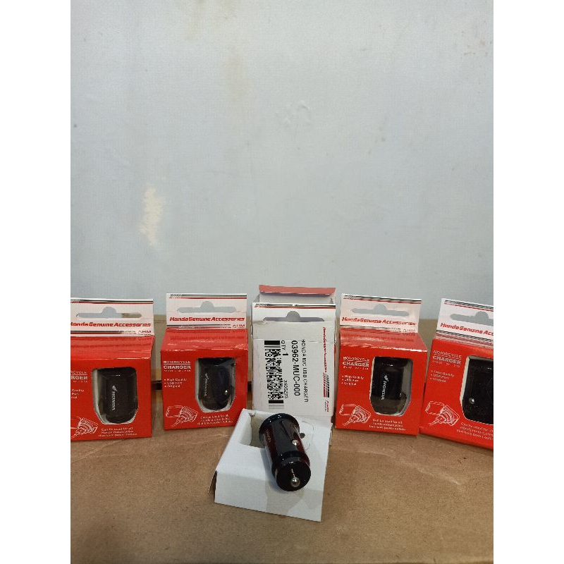 Adaptor Charger Motor Honda Scoopy Genio PCX beat Vario ADV Supra 125