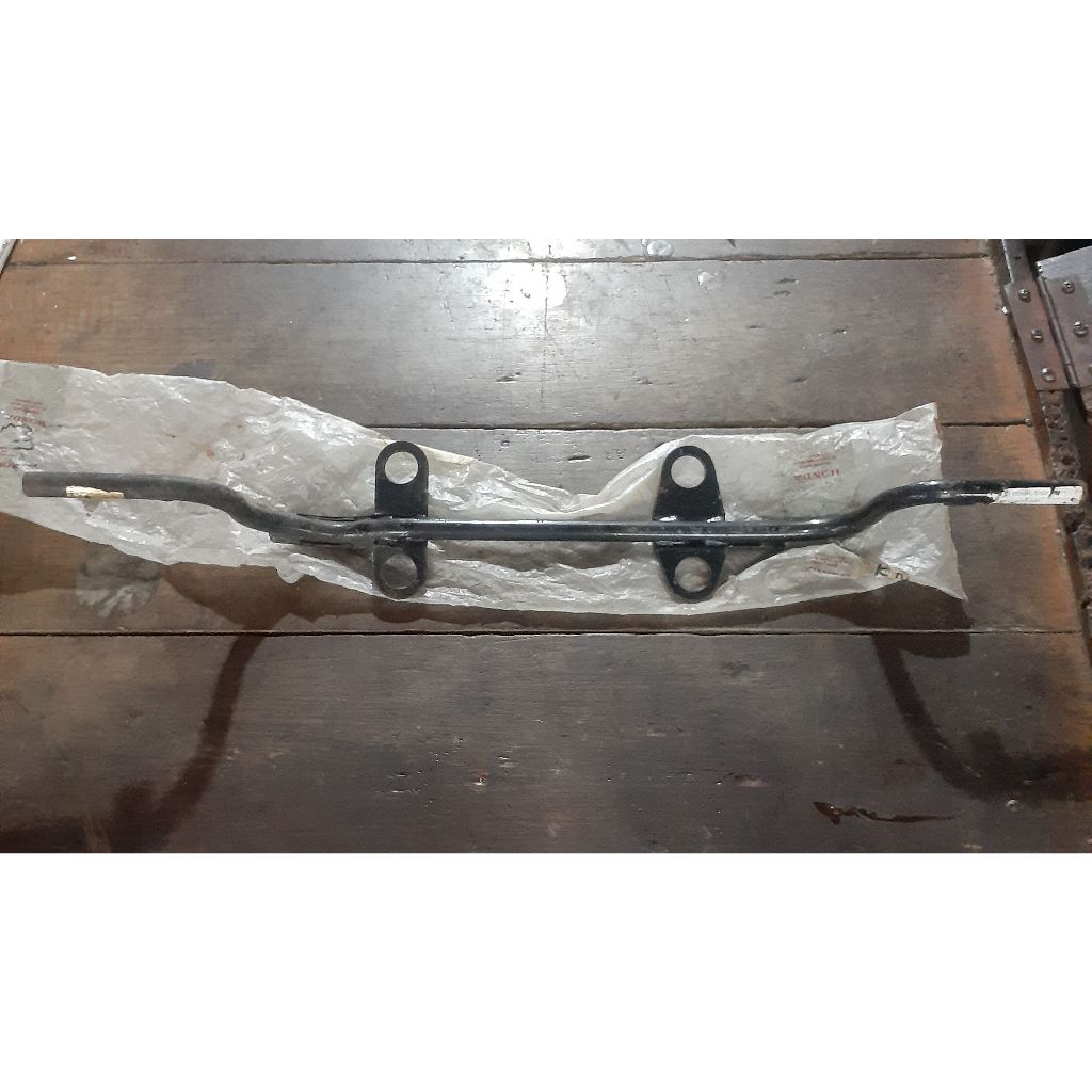 Besi Barstep / Footstep / Step Honda Karisma / Supra X 125  100% Original Asli AHM 50610-Kph-900