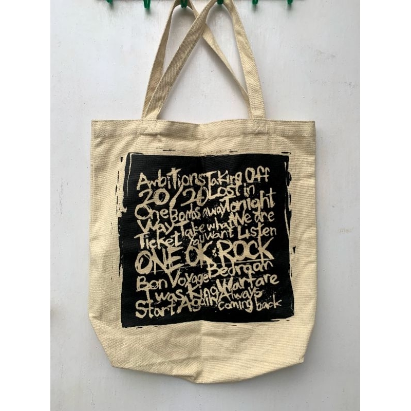 TOTEBAG ONE OK ROCK AMBITIONS ASIA TOUR SINGAPORE MERCH OFFICIAL