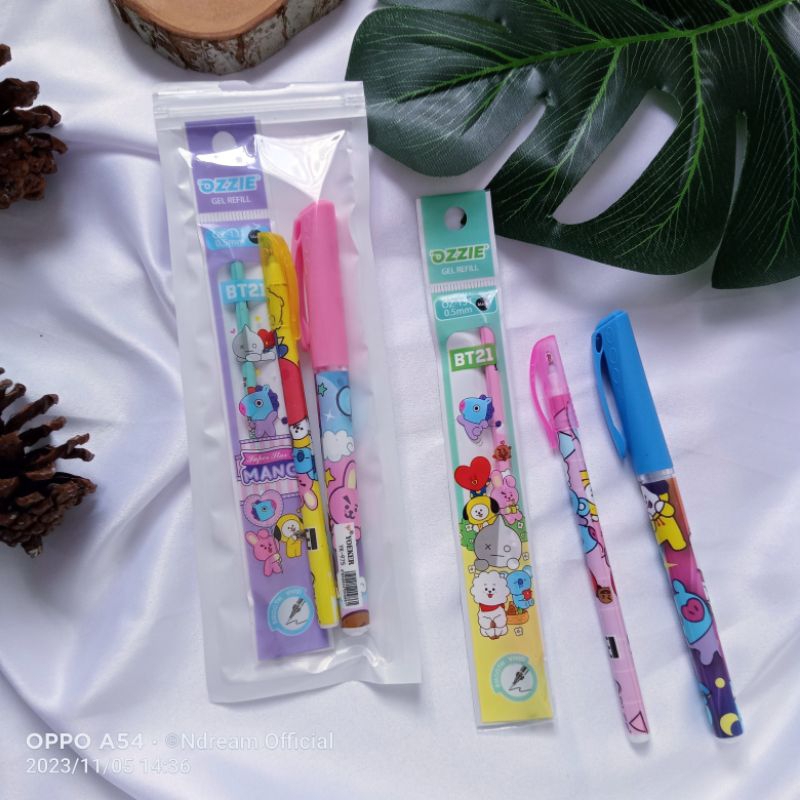 

SET BOLPOIN BT21 Free Refill