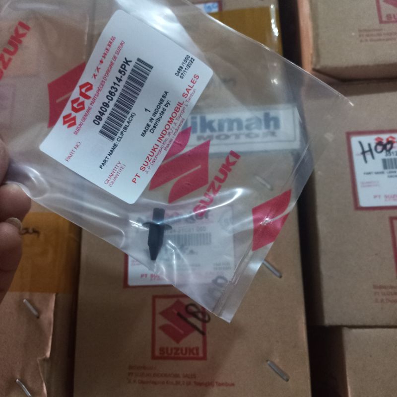 klip body kecil matik suzuki skywave hayate asli