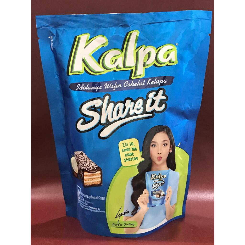 

Kalpa Wafer Coklat Kelapa Share It 90g - Wafer Kelapa Coklat Family Pack Kemasan Berbagi