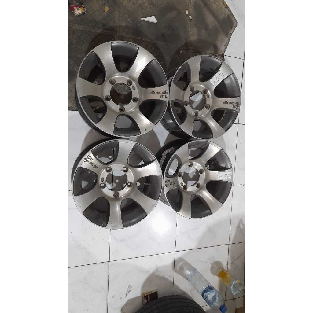 VELG MOBIL BEKAS TERANO EXCEL RING15 X7 5X139,7 ET-13 BP COCOK DI JIMMY KATANA