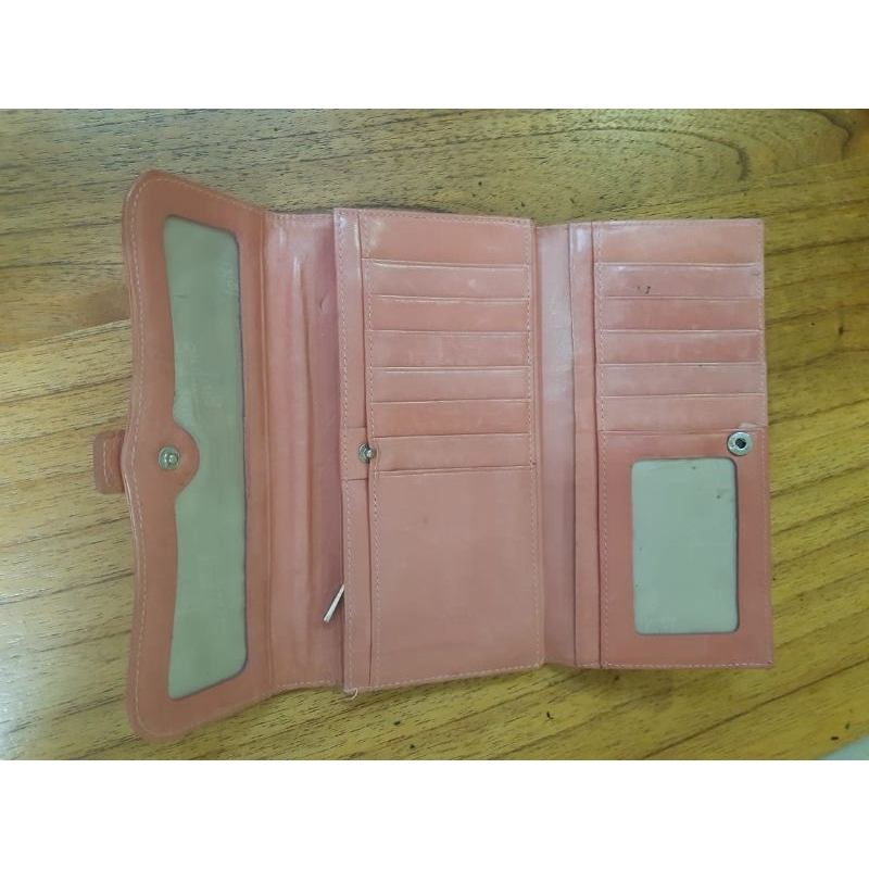 Dompet GJILI - TAS PRELOVED BRANDED ORIGINAL