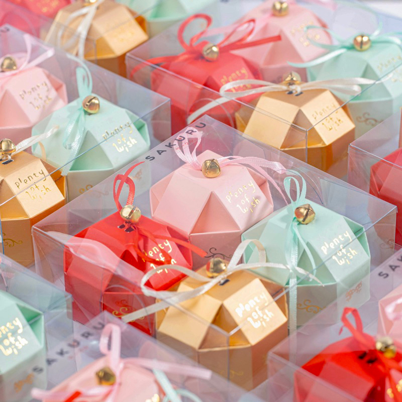 

[SAKURUJKT] (READY STOCK!) Christmas Hampers (Cocoa Bombs / Hot Chocolate / Parcel / Gift)