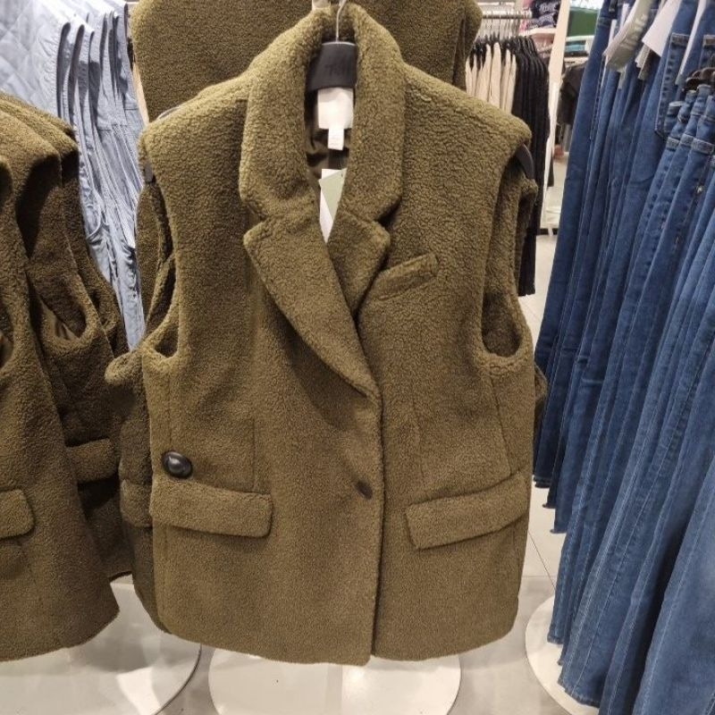 Jaket bulu 012 H&M JASTIP jasa titip hnm