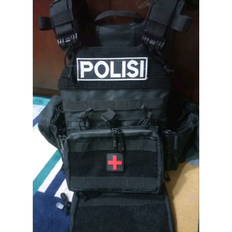 bodyvest tactical rompi polisi brimob.tni rompi serbu bodyvest nakula