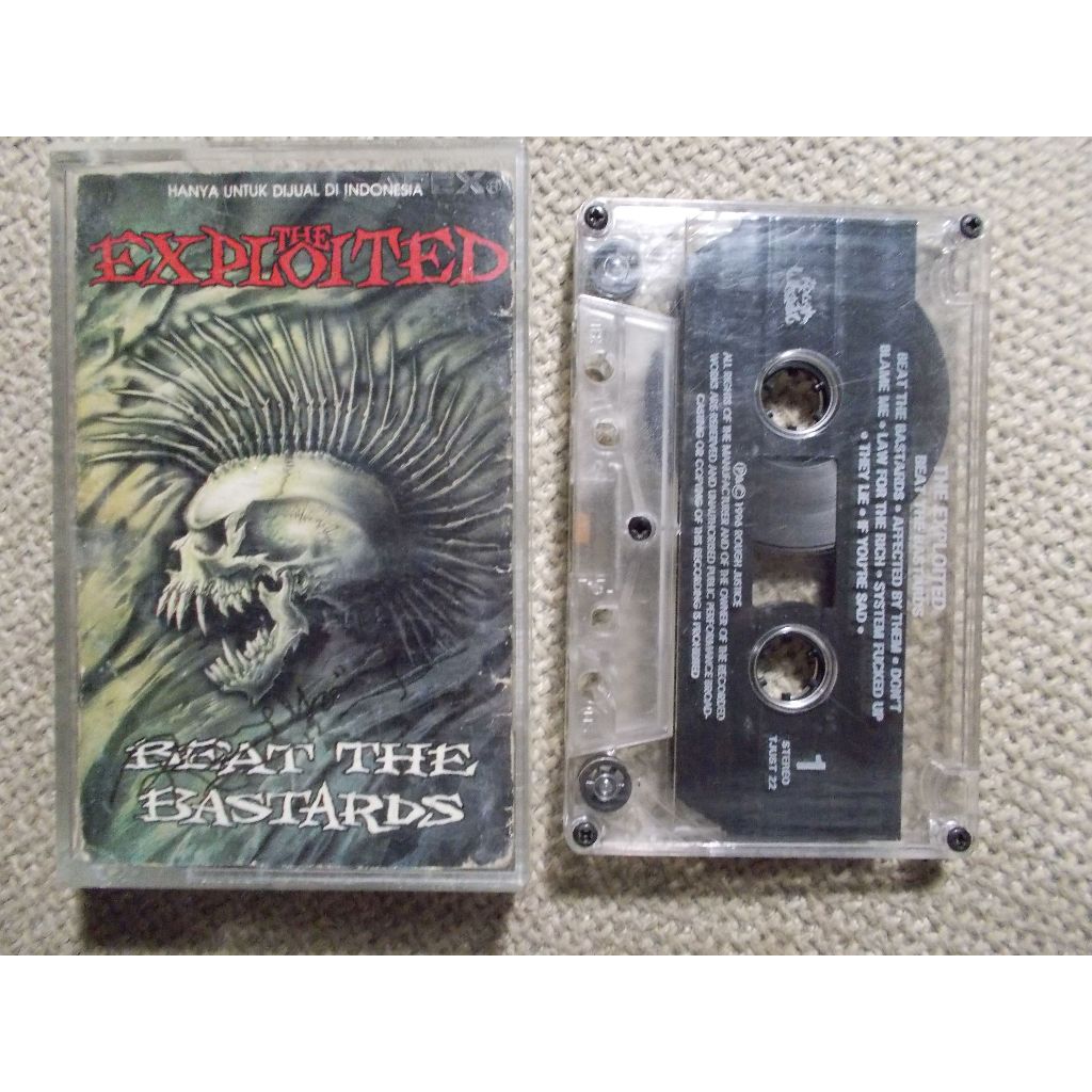 KASET THE EXPLOITED - BEAT THE BASTARDS