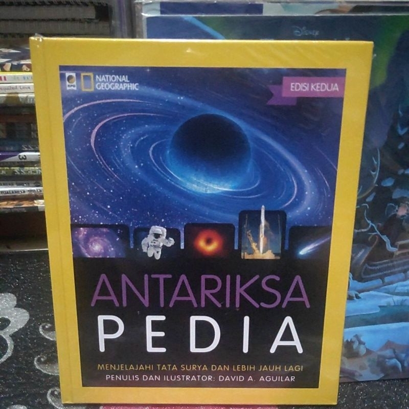 original buku National geographic antariksa pedia