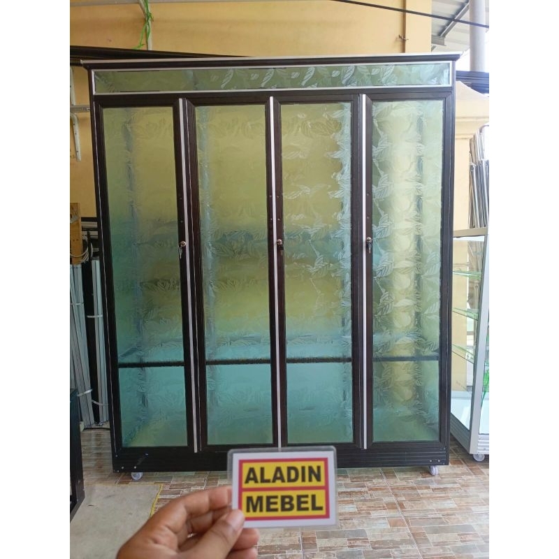 Lemari baju alumunium 4 pintu full kaca es