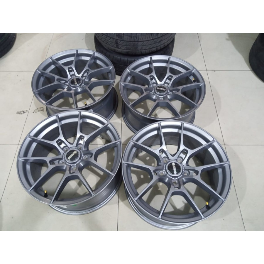 Velg Mobil Bekas Ring 17 RAYS FLOW FORMING Pcd 5X114,3