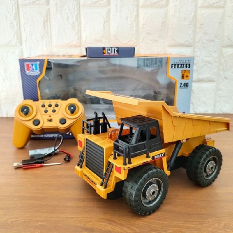 RC Dump Truck Tambang Besar Remote Control 2.4 GHz - Mainan Mobil Remot Kontrol Truk Muatan Pasir Ra