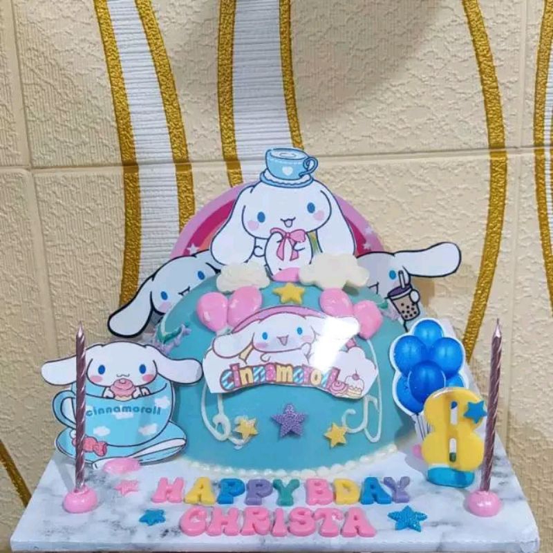 

Pinata Cake Cinnamonroll
