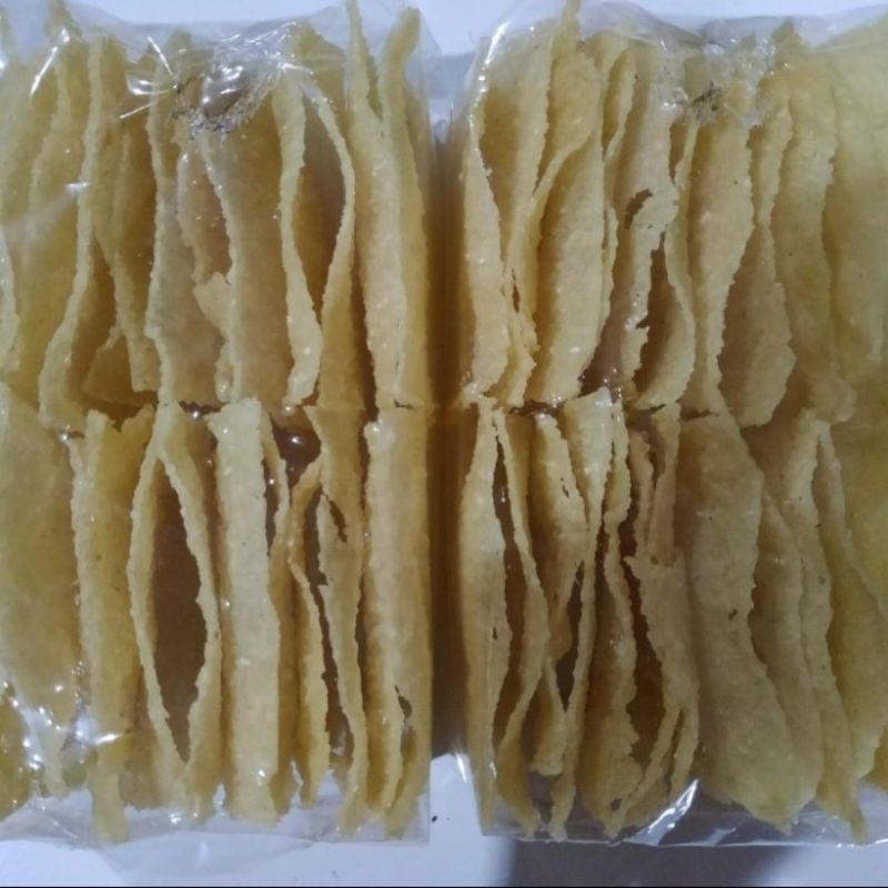 

Krupuk gendar renyah gurih dan enak ukuran 250gram