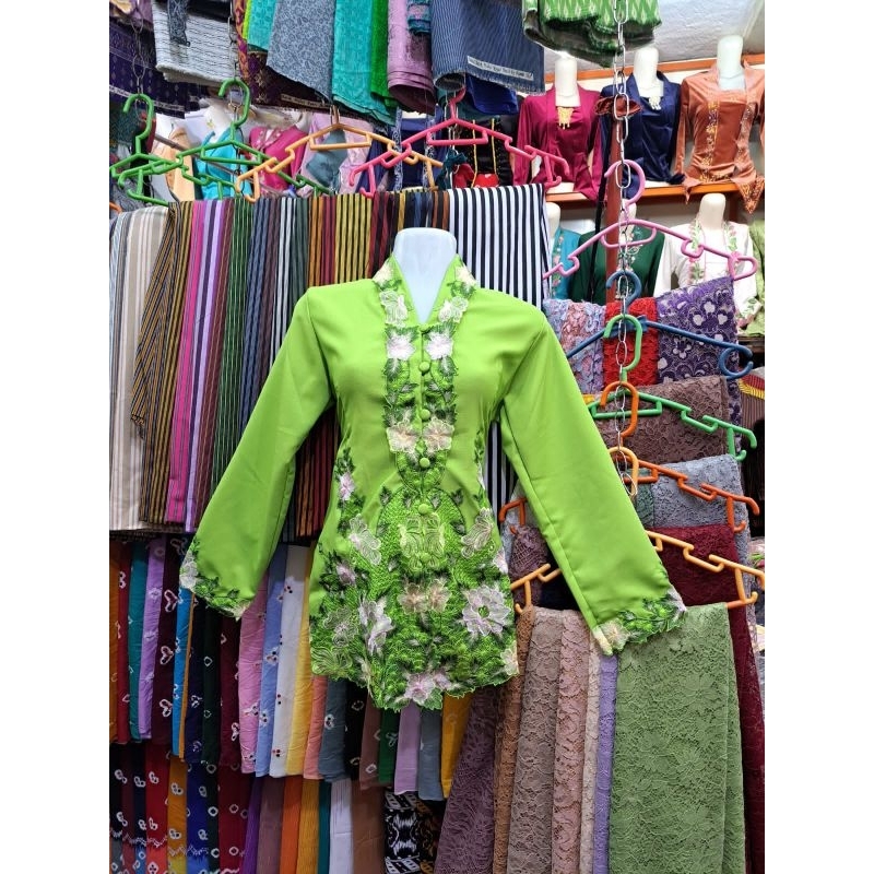 kebaya katun hijau muda bordir warna