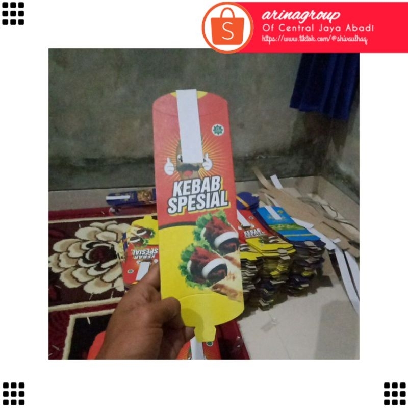 

100 LEMBAR KERTAS KEBAB TARIKAN UKURAN 24 × 9,2 CM HIGH QUALITY KARTON TEBAL PRODUK TERBARU | KOTAK KEBAB KEKINIAN | DUS KEBAB VIRAL TIKTOK | KEMASAN KEBAB MURAH | BOX KEBAB 100 PCS | BUNGKUS KEBAB TARIKAN | CENTRAL JAYA ABADI | ARINA SHIVA GROUP 7991