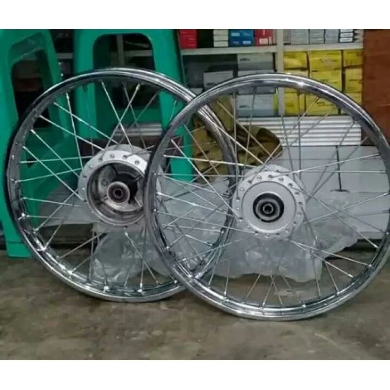velg set seken ori Honda Revo absolute