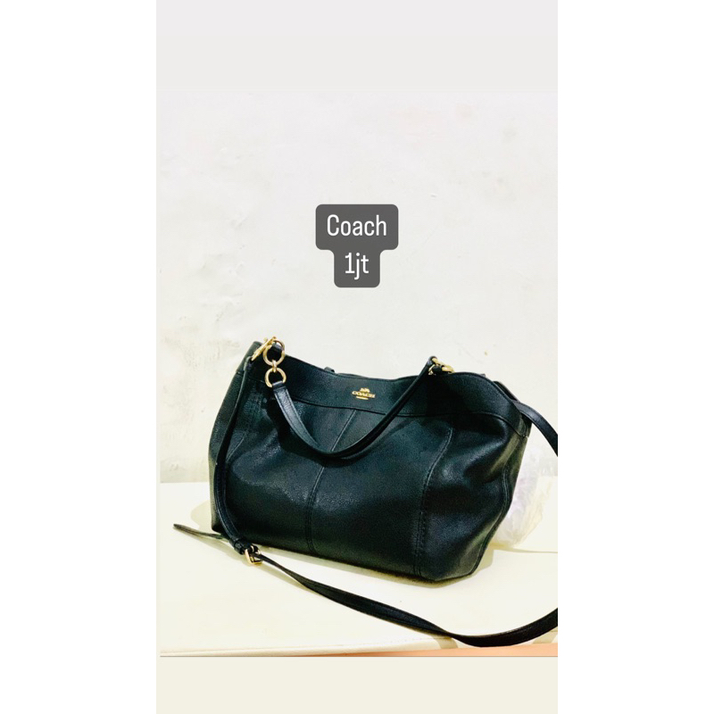 TAS COACH ORIGINAL 100% (Preloved)