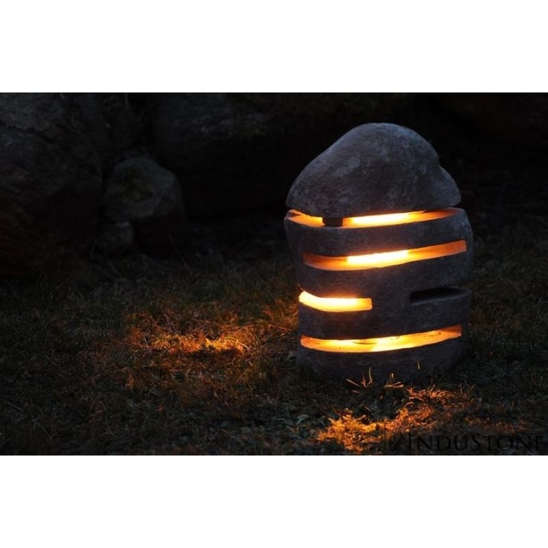Lampu taman batu kali/ Lampu hias taman/ Dekorasi taman