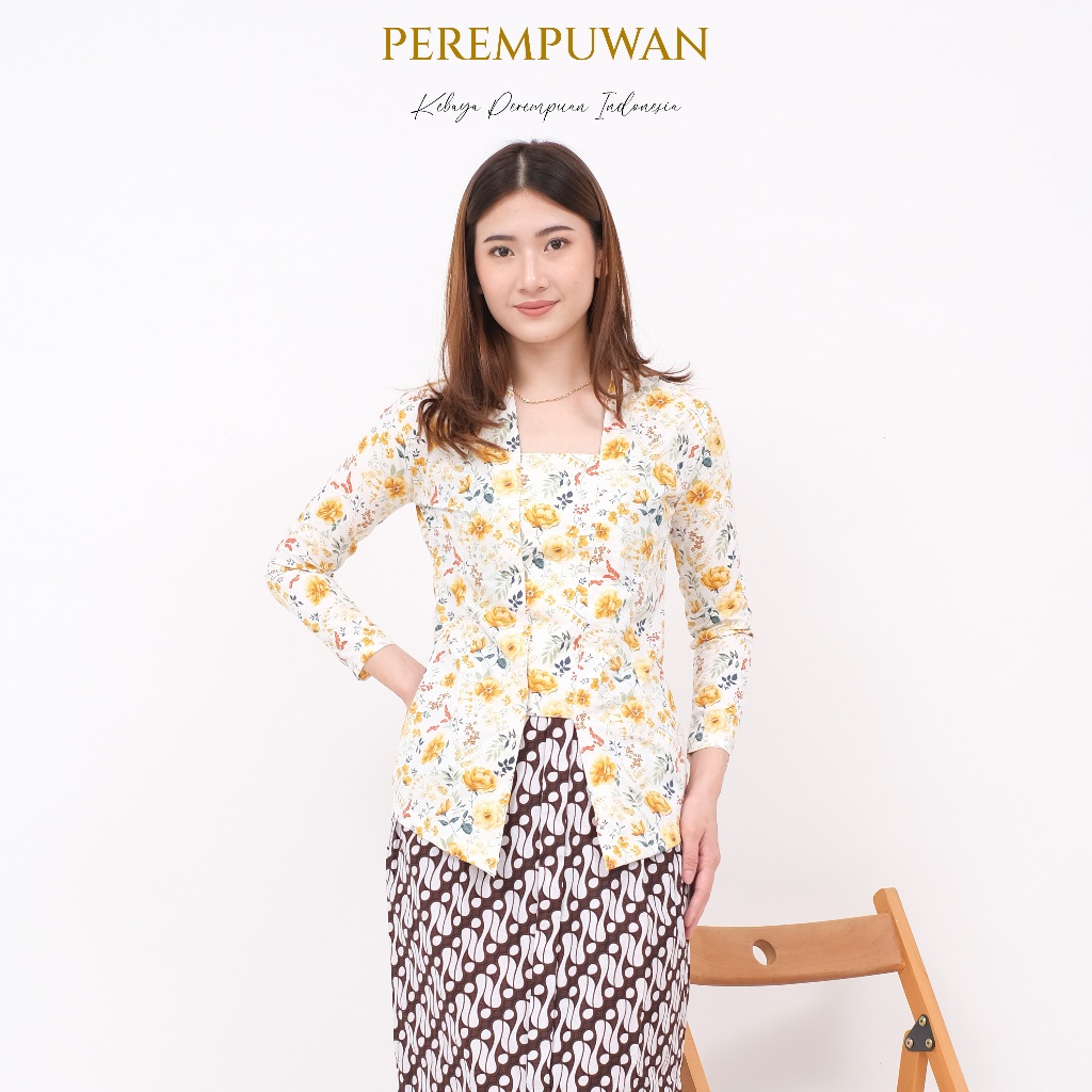 PEREMPUWAN Kebaya Kutubaru Kutu baru Jawa Solo Jadul Vintage Simple Casual Katun Jepang Motif Bunga 