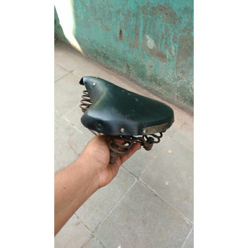 Sadel sepeda onthel dames