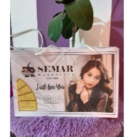 

Paperbag niki semar nusantara